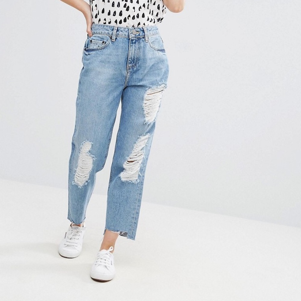ASOS Petite Original Mom Jean in Phoebe